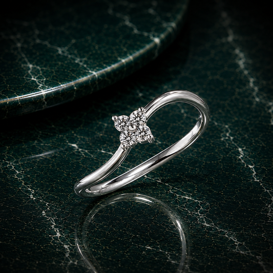 Minimalist Wavy Round Diamond Floral Ring
