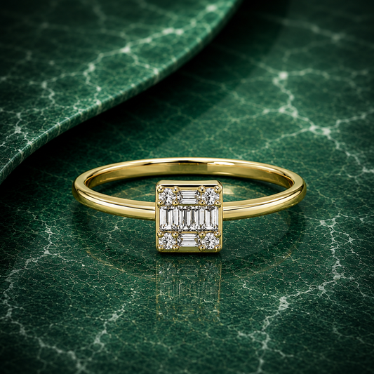 Geometric Diamond Cluster Ring