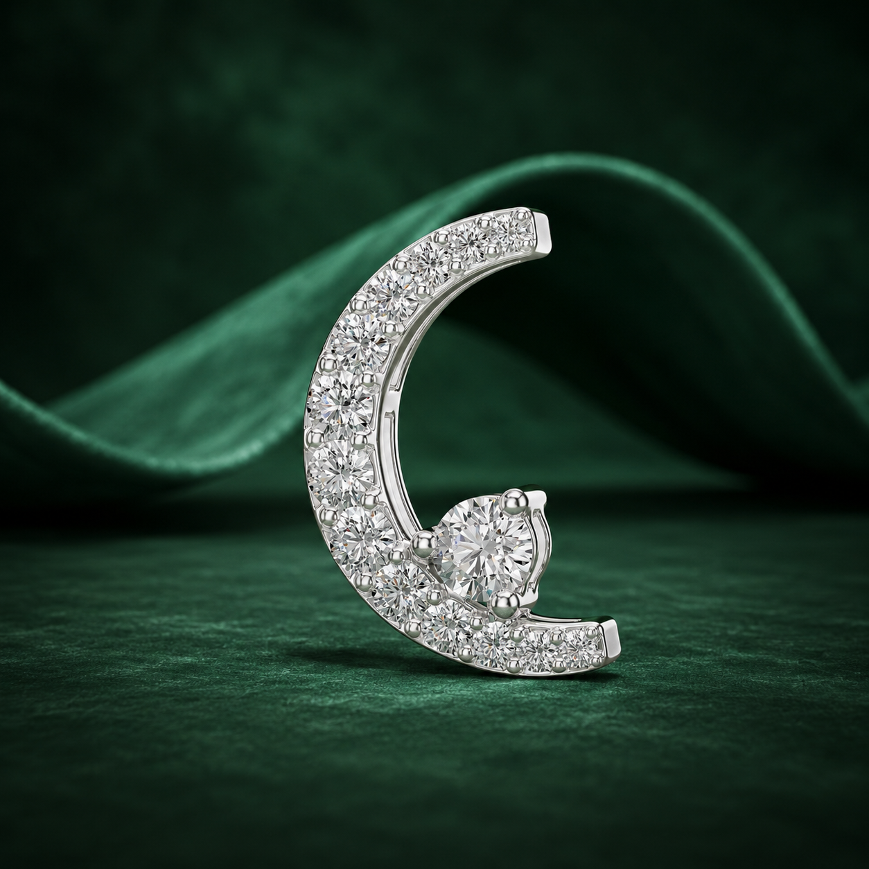 Luna Crescent Moon Diamond Pendant