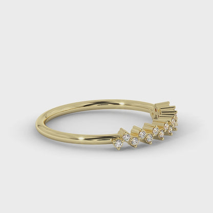 Dainty Zig-Zag Diamond Band